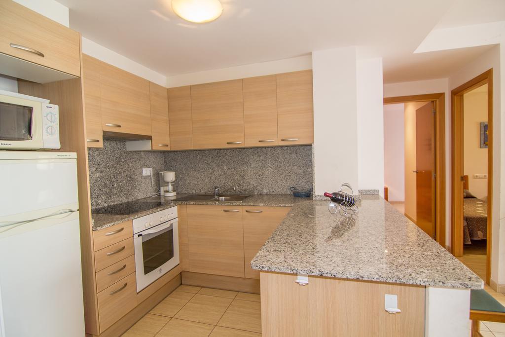 Agi Norfeu Park Apartment Roses Exterior photo